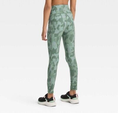 All in Motion Camo Leggings - New Size L (10-12)