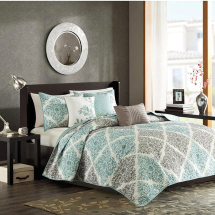 Madison Park Claire Quilt Modern Design 6-Piece Bedding Set, King/Cal King - New Open Box