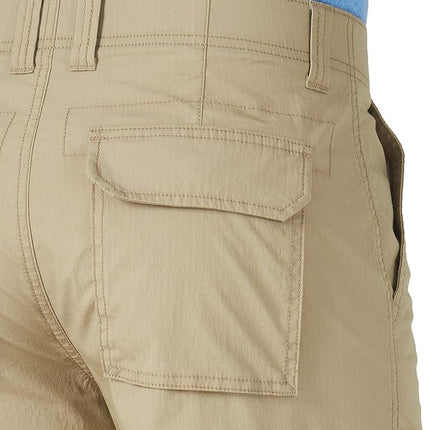 Lee Men’s Extreme Motion Cargo Shorts - Comfortable and Practical, New Without Tags, Size 50