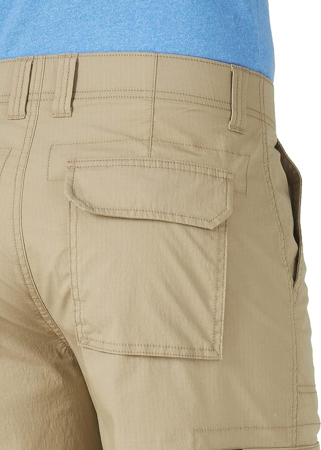 Lee Men’s Extreme Motion Cargo Shorts - Comfortable and Practical, New Without Tags, Size 50