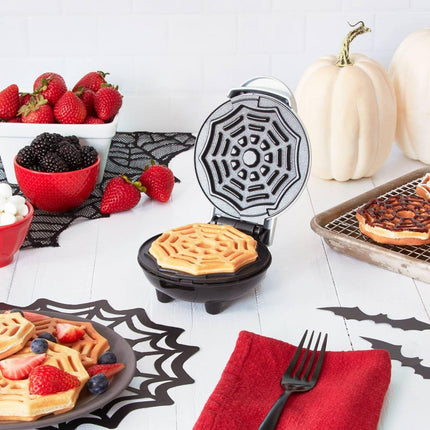 Spiderweb Mini Waffle Maker - White - New