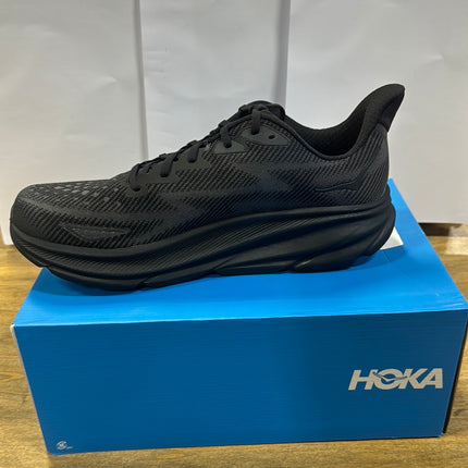 Hoka One Men’s Clifton 9 Running Shoes - Size 12D Black Men’s Hoka Brand New