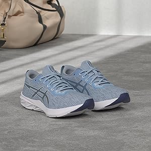 ASICS VERSABLAST 2 Running Shoes Sky/Silver Women Size 7 New