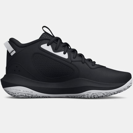 Under Armour Men’s Basketball Shoe in Black. 8.5