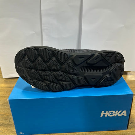 Hoka One Men’s Clifton 9 Running Shoes - Size 12D Black Men’s Hoka Brand New