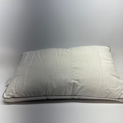 Saatva Queen Pillow with Shredded Latex Foam and Polyester Fiber - Lightly Used