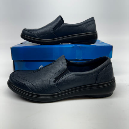 Easy Street Women's Ultimate Slip-On, Blue, New, Size 8.5 Wide

