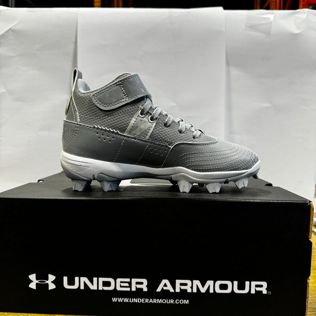 Under Armour UA Harper 7 Mid RM Jr. Baseball Cleats (Boys’ Size 1Y) - Grey New