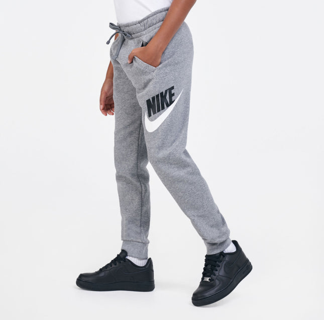 Nike Boys’ Fleece Joggers in gray, size XL, perfect for casual and active wear.