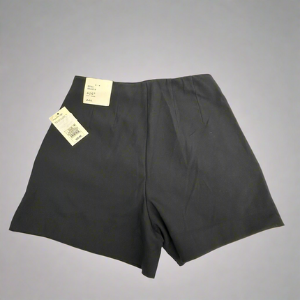 A New Day Women’s Black Midi Shorts Size 4 – New