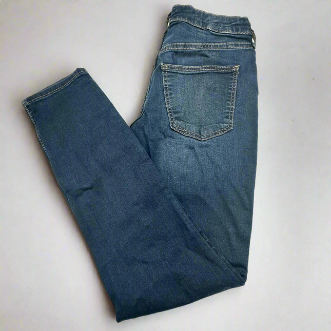 Universal Thread Women’s High-Rise Skinny Jeans Size 2/26R New Without Tags