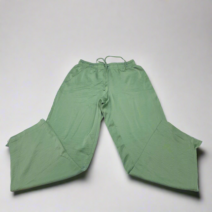 A New Day Women’s Green Relaxed Pants Size M - New