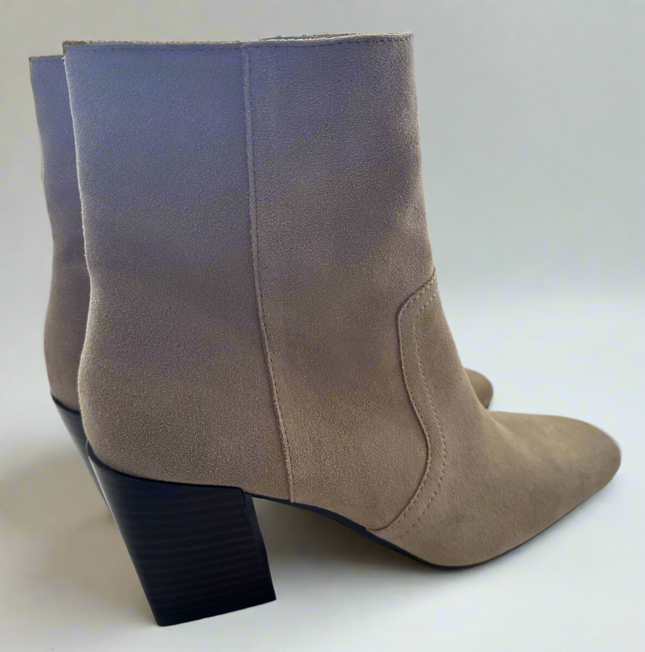 Blondo Waterproof Taupe Suede Ankle Boots New Without Box - Size 9