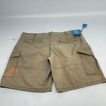 IZOD Men's Big & Tall Saltwater Cargo Short, New with Imperfection, Size 42W