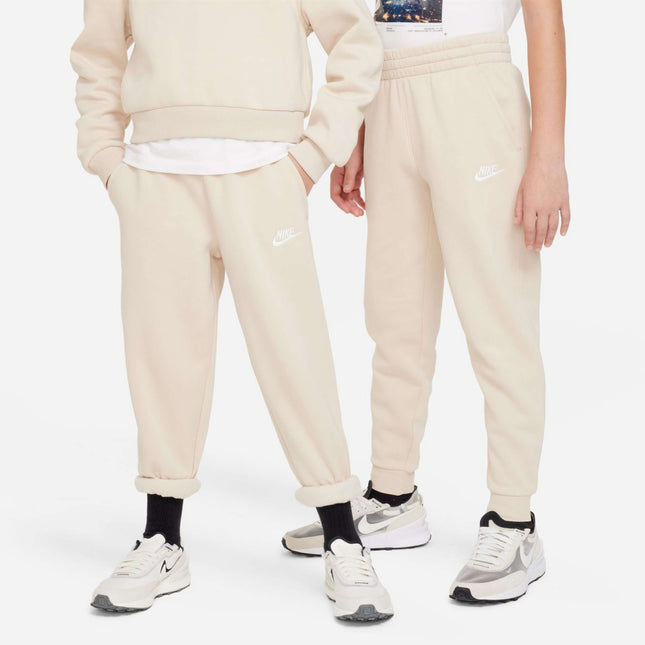 Kids Nike Club Fleece Joggers Beige New Size XL (18-20)