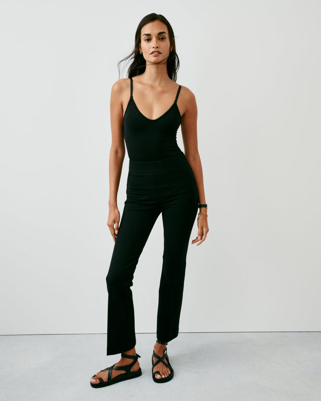 SPANX Smooth™ PerfectFit Ponte Kick Flare Pant - Size M (New)

