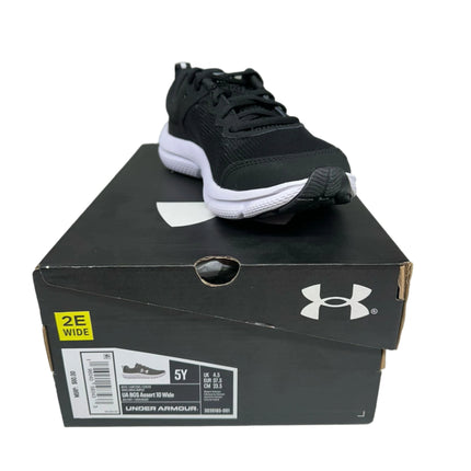 Under Armour Assert 10 Wide Jet Gray/White Size 5Y 2E Wide Boys' New
