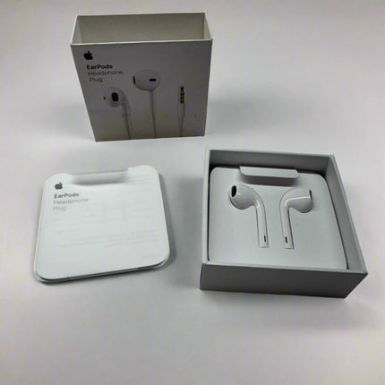 Apple EarPods Wired Headphones with 3.5mm Plug and Built-in Remote | Open Box