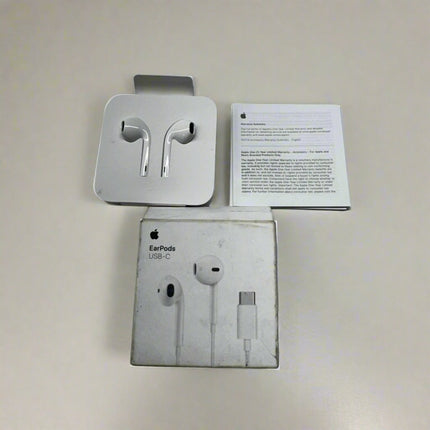 Apple EarPods USB-C Wired Headphones - White | Open Box