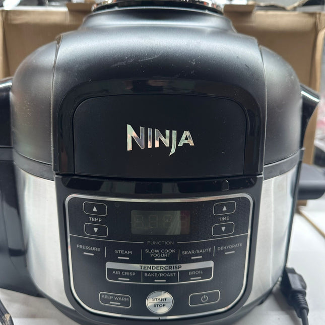 Ninja Foodi 10-in-1 5qt Pressure Cooker and Air Fryer - FD101 (Open Box with Imperfection)