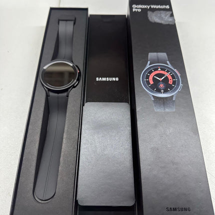 Samsung Galaxy Watch5 Pro 45mm Smartwatch with GPS - Titanium (Open Box)