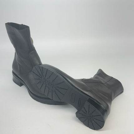 La Canadienne Black Leather Waterproof Ankle Boots Size 9.5 New Without Box