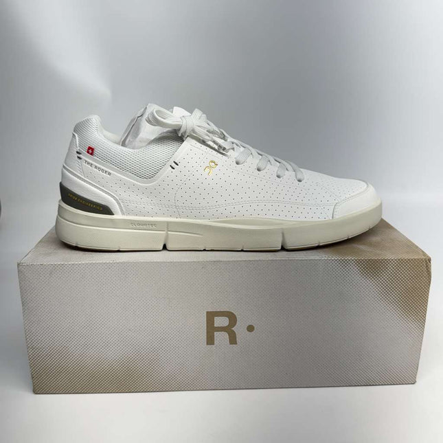 On Running The Roger Centre Court White/Olive Men’s Sneaker Size 11.5 New