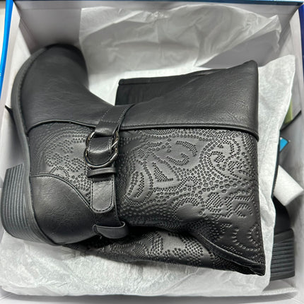 Easy Street Women's Luella Plus Wide Calf Stacked Heel Riding Boots - Black, Size 7.5 (Open Box)