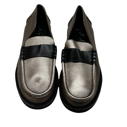 Vibram Women's Two-Tone Leather Loafers - Size 37.5M - New Without Box