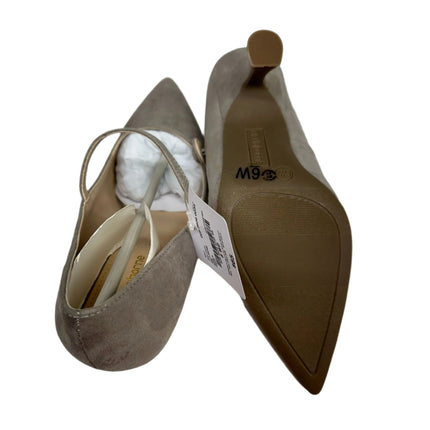 Liz Claiborne Peak Wide Width Heels Koala Size 6W New