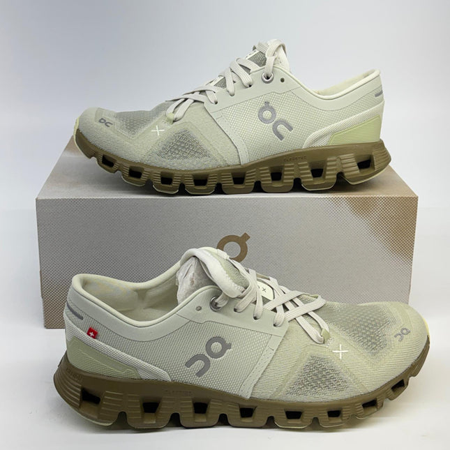 ON Cloud X 3 Sneakers Aloe/Hunter Size 7.5 Women’s New