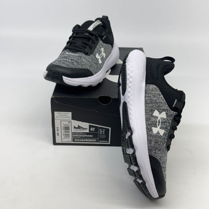 Under Armour Boys Charged Revitalize Shoes Black Size 4 New