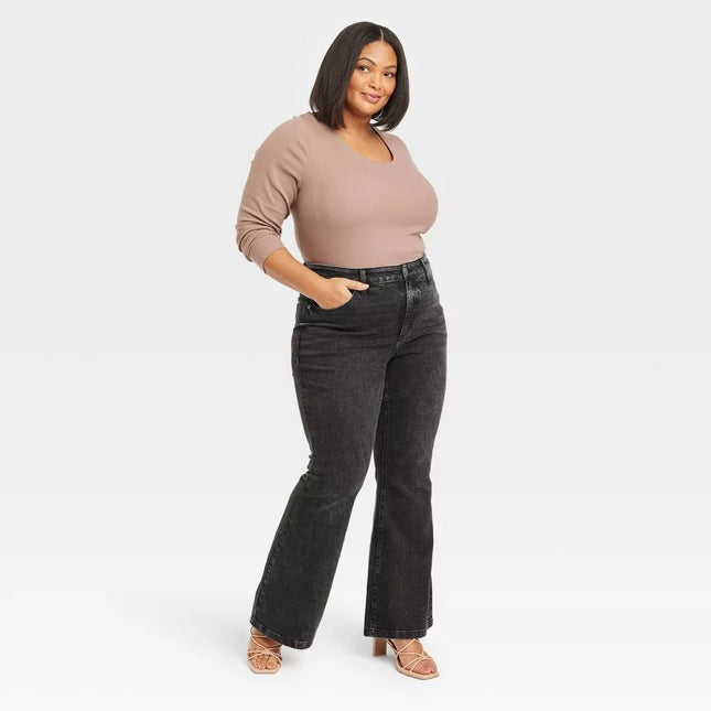 Women's Plus High Rise 32" Flare Full Jeans - Ava & Viv, New, Black Wash, Size 17

