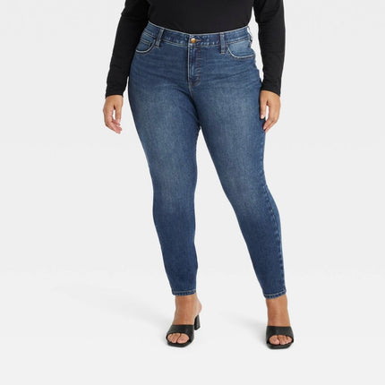 Ava & Viv Mid-Rise Skinny Jeans in size 18, new with tags