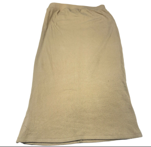 Isabel Maternity Ribbed Skirt by Ingrid + Isabel, new with tags, size M.