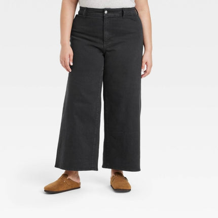 Universal Thread™ Women’s Plus Size Wide-Leg High-Rise Jeans, New with Tags.”