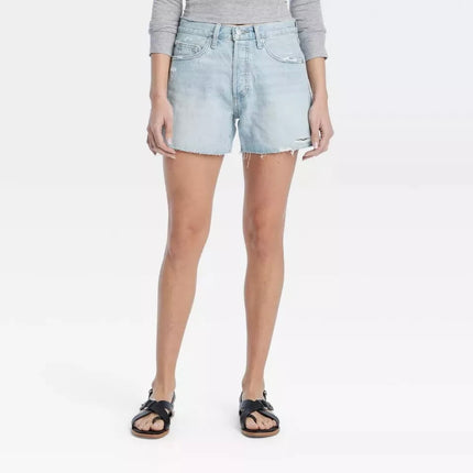 Women’s mid-rise 90s baggy shorts by Wild Fable, new, size 8, light wash denim, relaxed fit.
